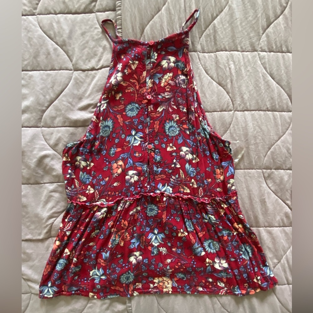 AEO Top - Picture 5 of 6